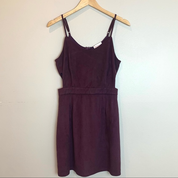 Moon Burgundy Open Sides Dress Large - Picture 6 of 10